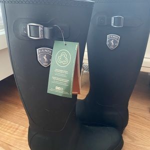 KAMIK rain boots